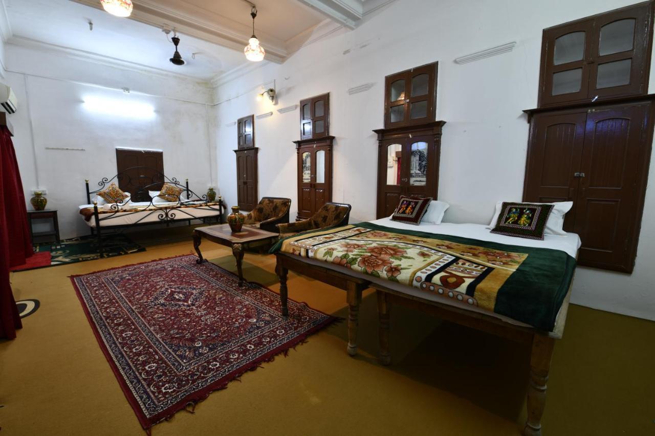 Jaswant Bhawan Home Stay Dźodhpur Zewnętrze zdjęcie