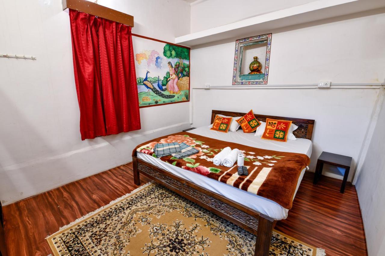 Jaswant Bhawan Home Stay Dźodhpur Zewnętrze zdjęcie