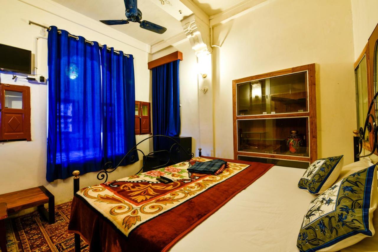Jaswant Bhawan Home Stay Dźodhpur Zewnętrze zdjęcie